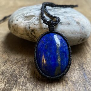 Handgemachte Lapislazuli Lapislazuli Pendant Macrame Necklace English German p306 4386