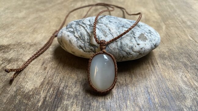 Handgemachte Mondstein Moonstone Pendant Macrame Necklace English German p307 4429