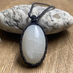 Handgemachte Mondstein Moonstone Pendant Macrame Necklace English German p315 4454