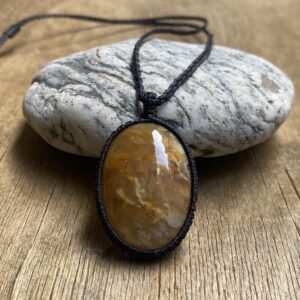 Handmade Macrame Anhaenger Achat Agate Pendant English German p140 4491